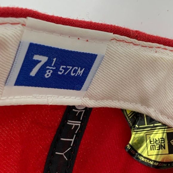 New Era 59Fifty St. Louis Cardinals Fitted Hat Solid Red MLB Cap Sz 7 1/8 3214 - Picture 8 of 11